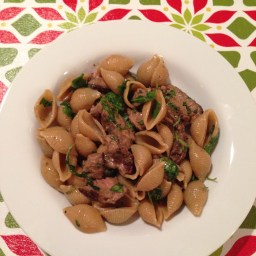 Giada Does it Again: Shells with Beef & Arugula